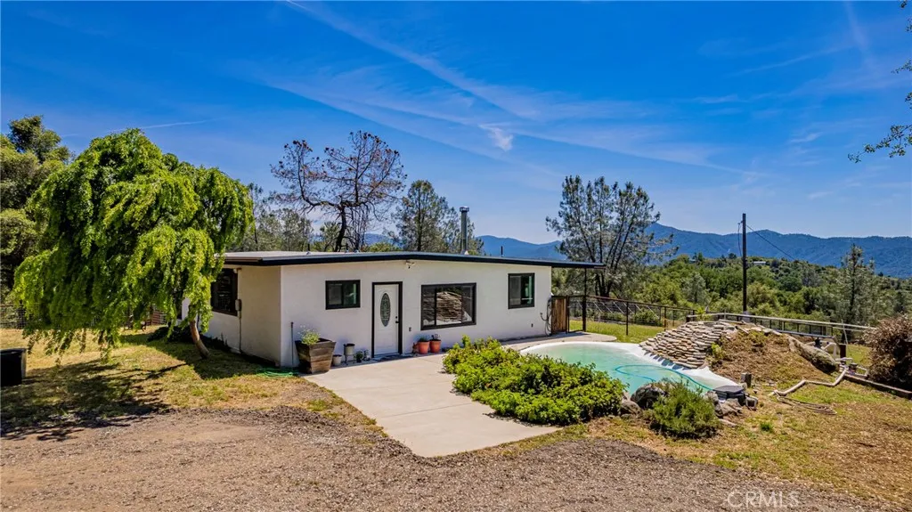 main property photo 64