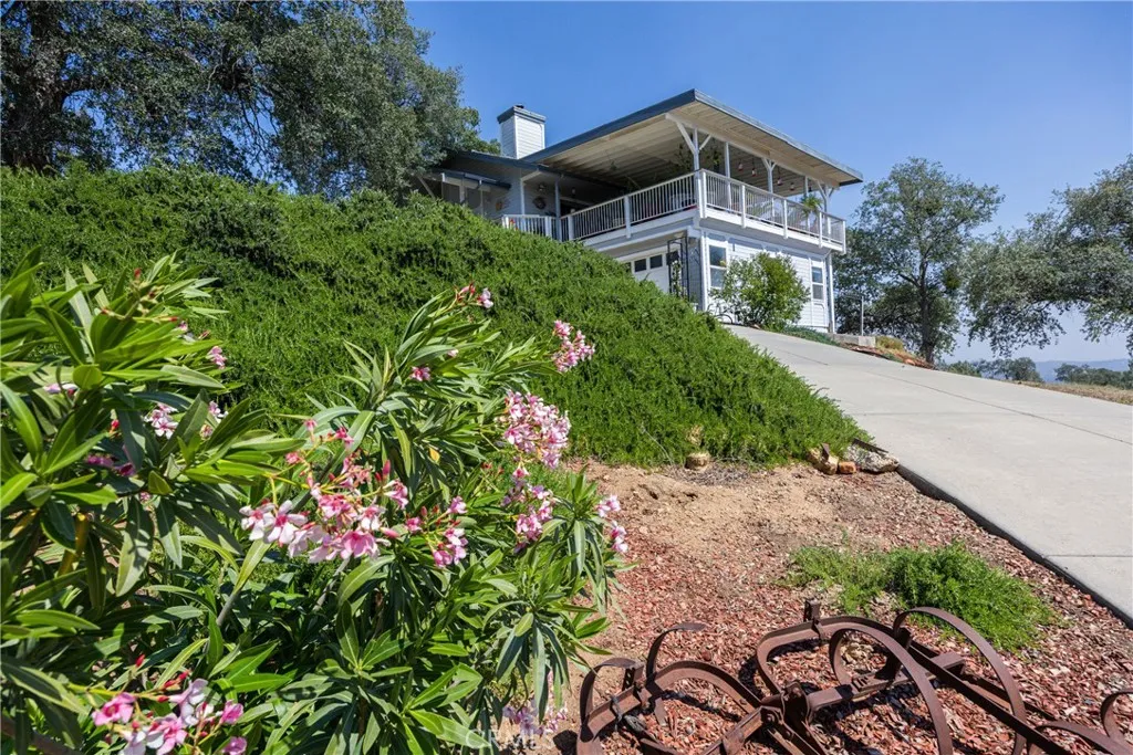 main property photo 60