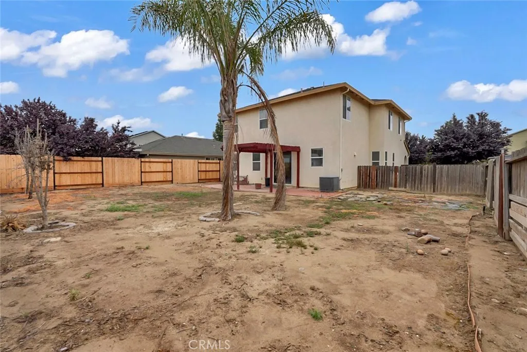 main property photo 13