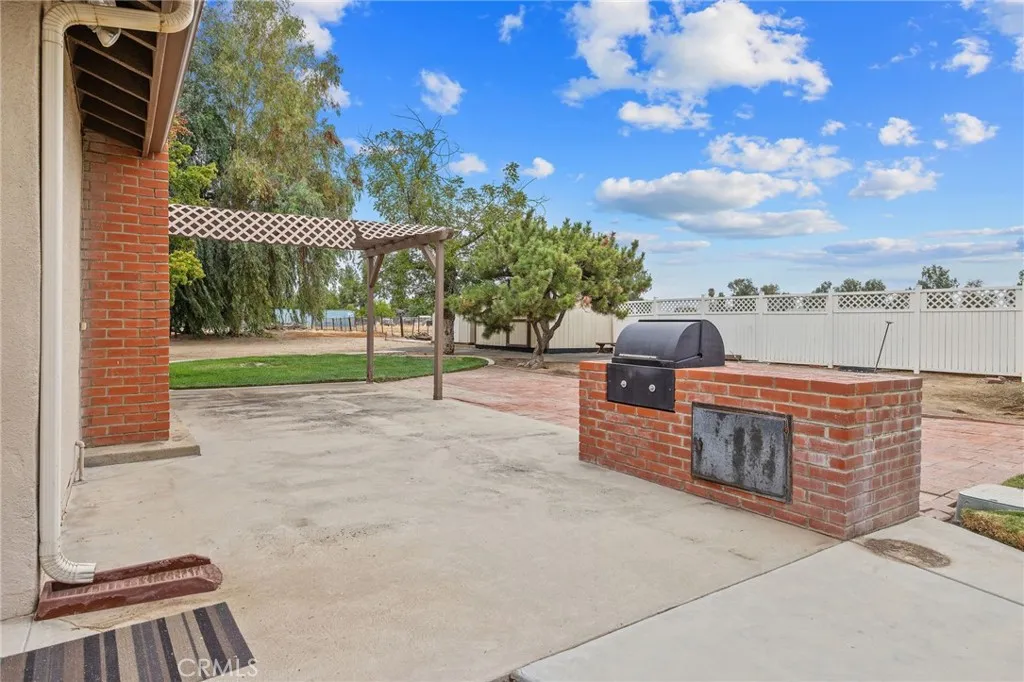 main property photo 59