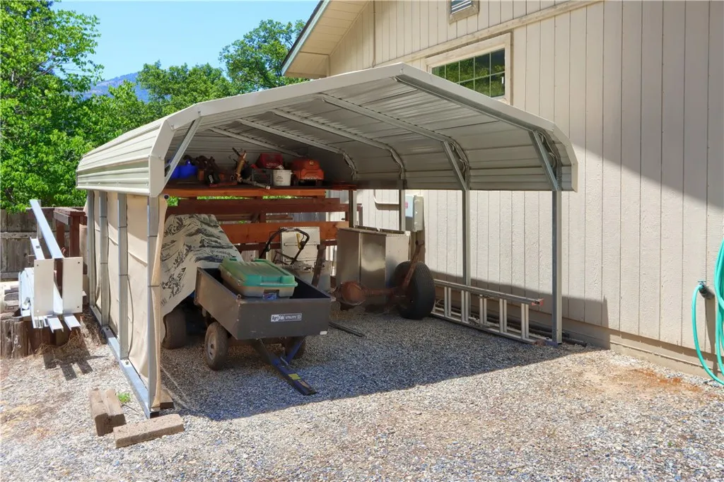 main property photo 60