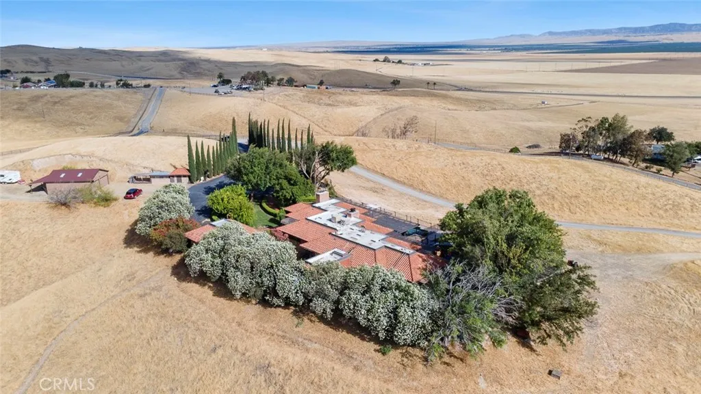main property photo 70