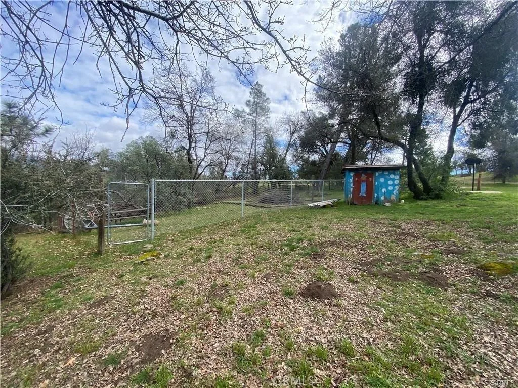 main property photo 8