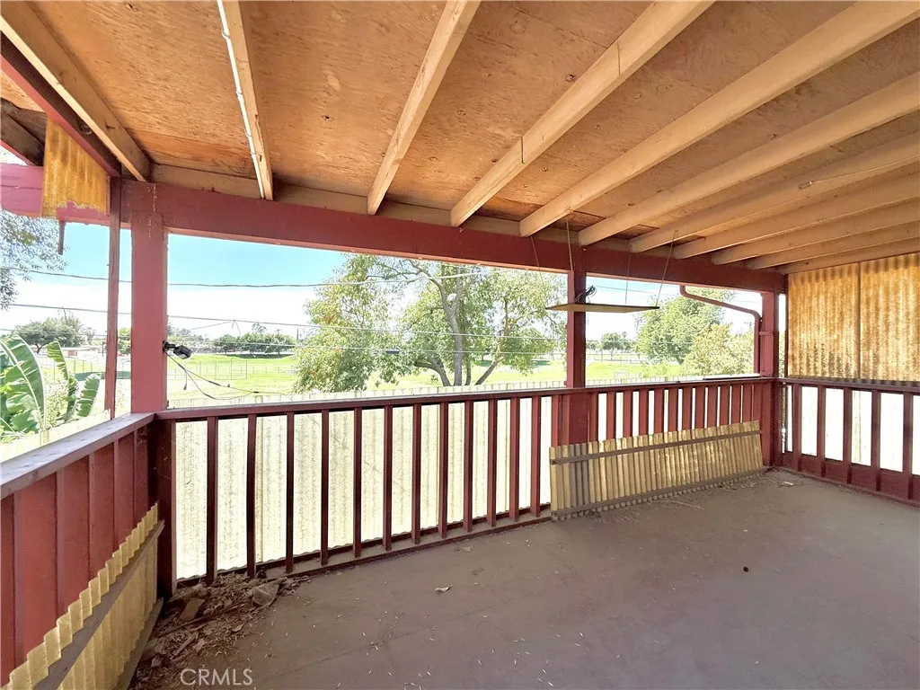 main property photo 27