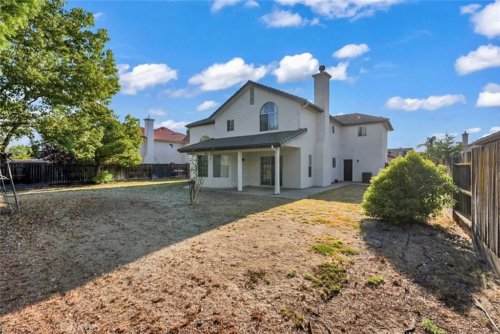 main property photo 26