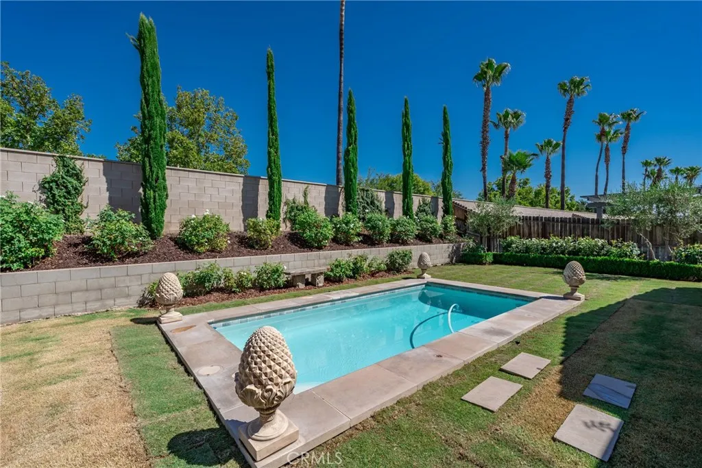main property photo 49