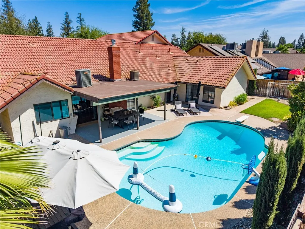 main property photo 51