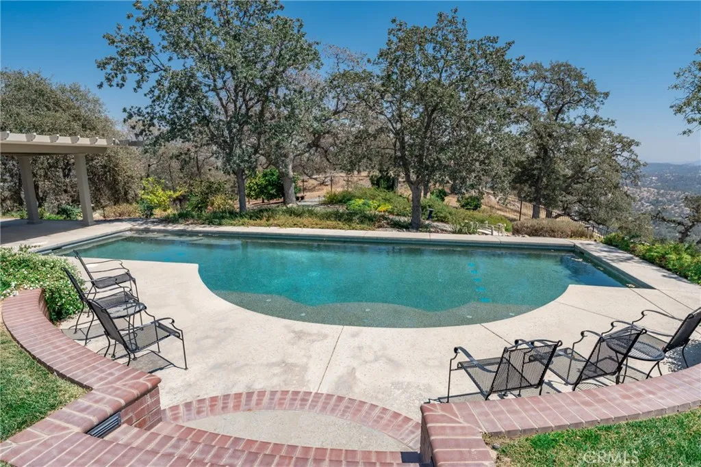 main property photo 59