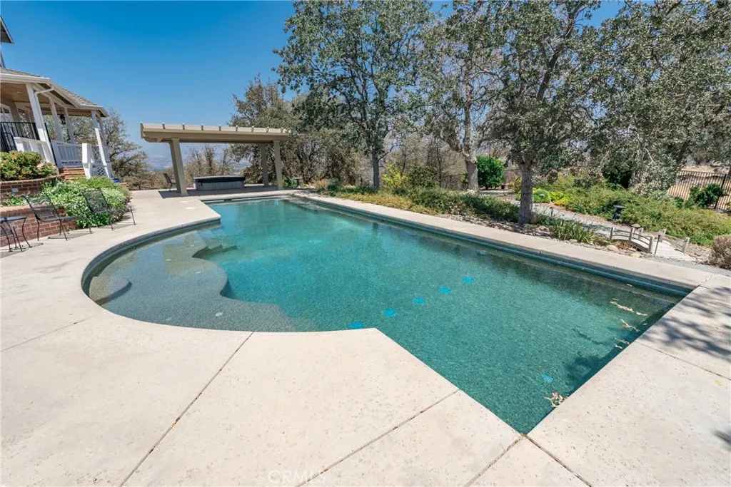 main property photo 60