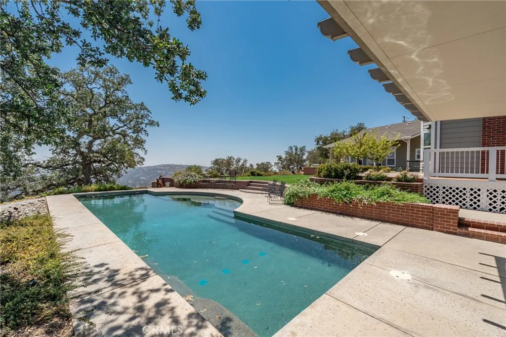 main property photo 61