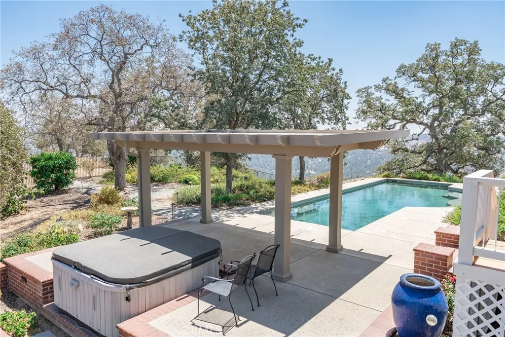 main property photo 62