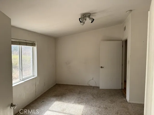 property viewer photo 11