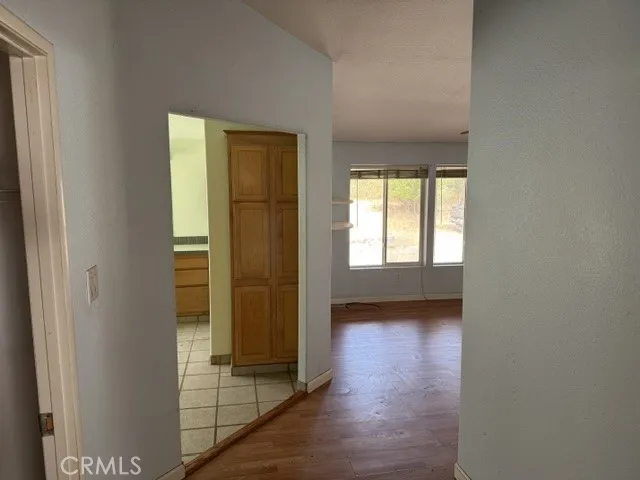 property viewer photo 19