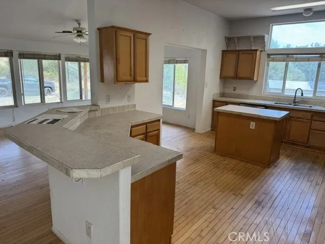 property viewer photo 5