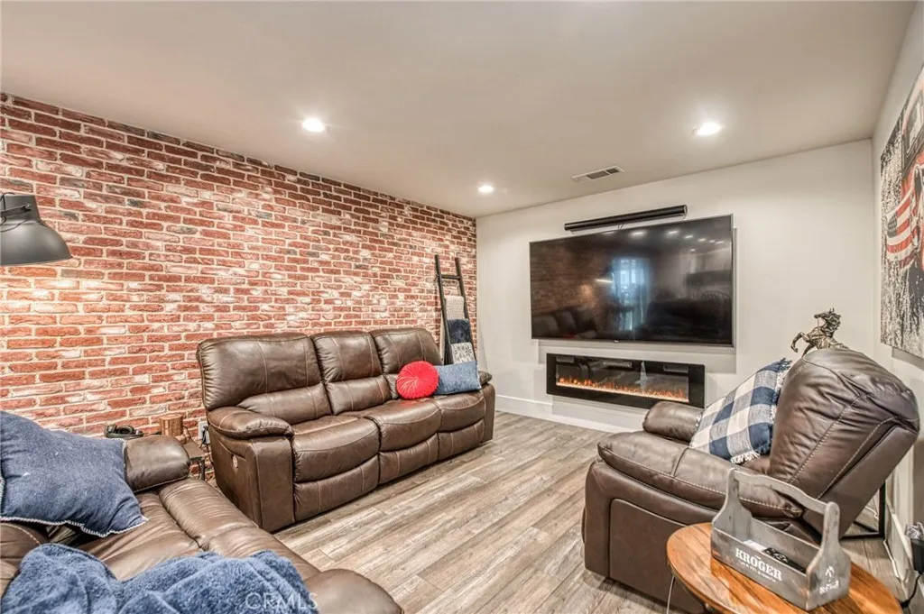 main property photo 68