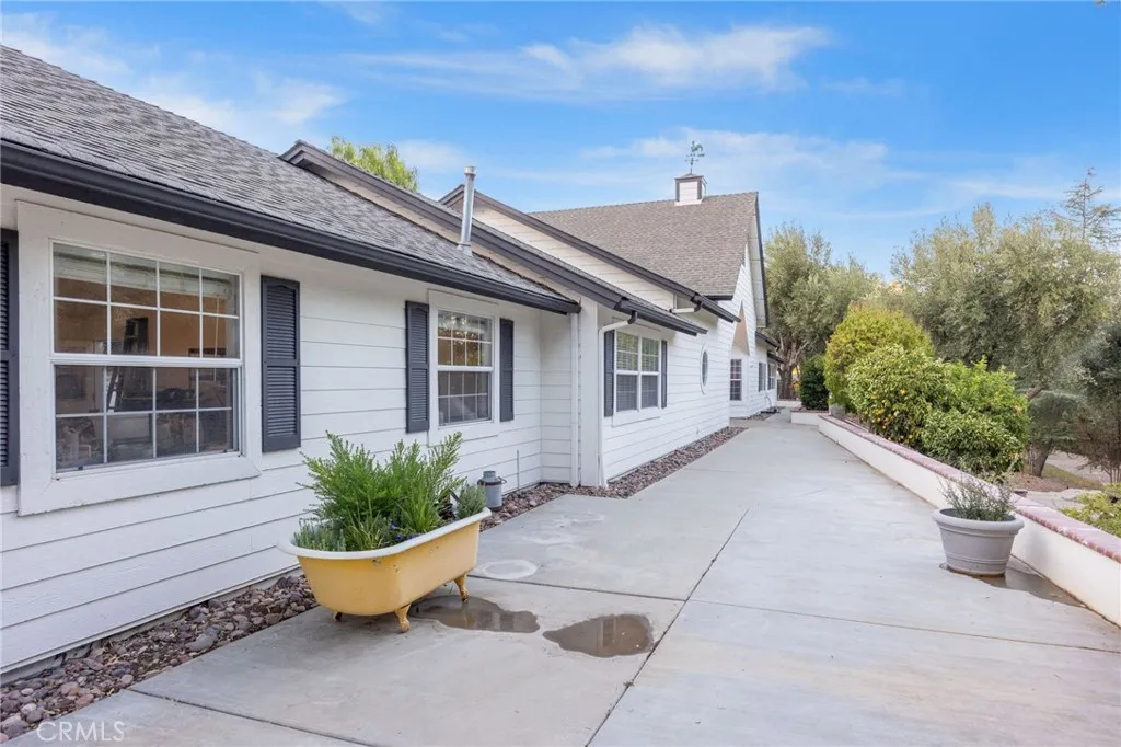 main property photo 47