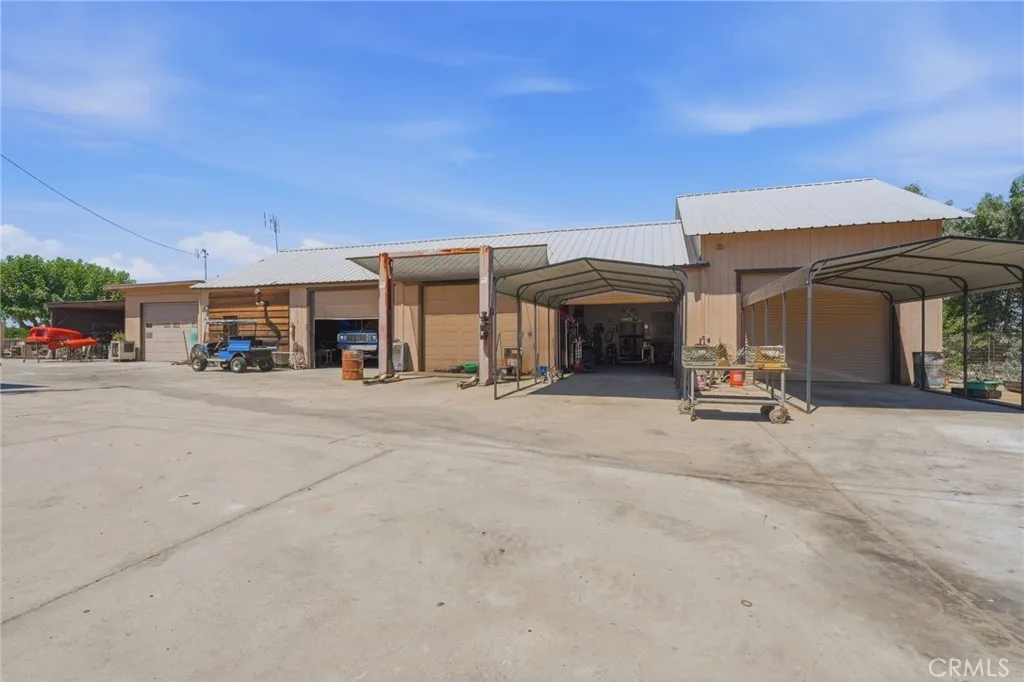 main property photo 61