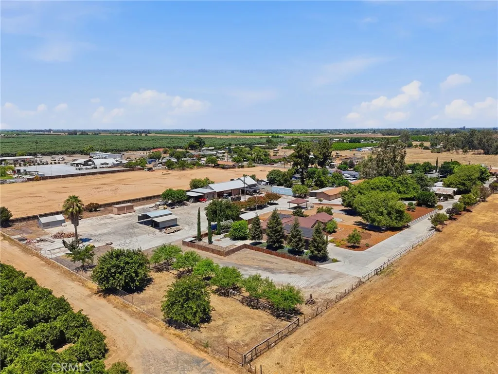 main property photo 70