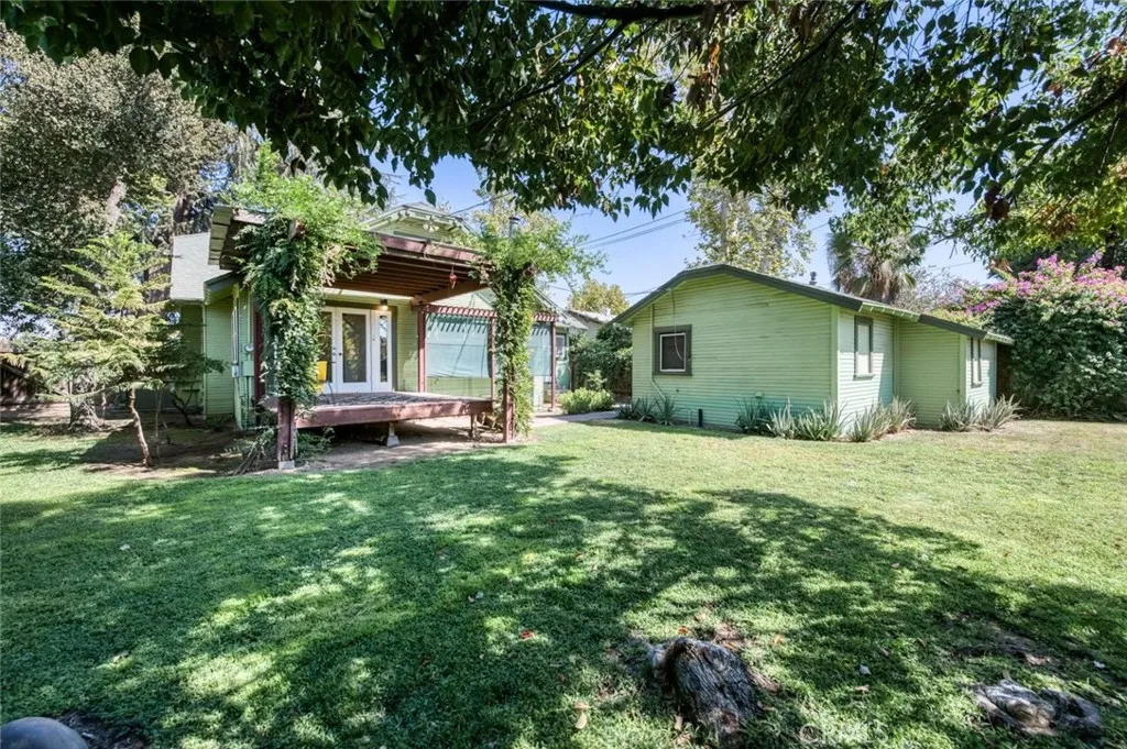 main property photo 31