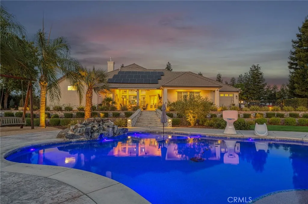 main property photo 41