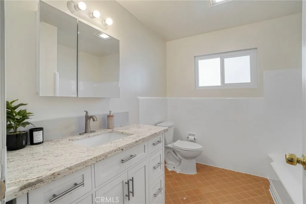 property viewer photo 25