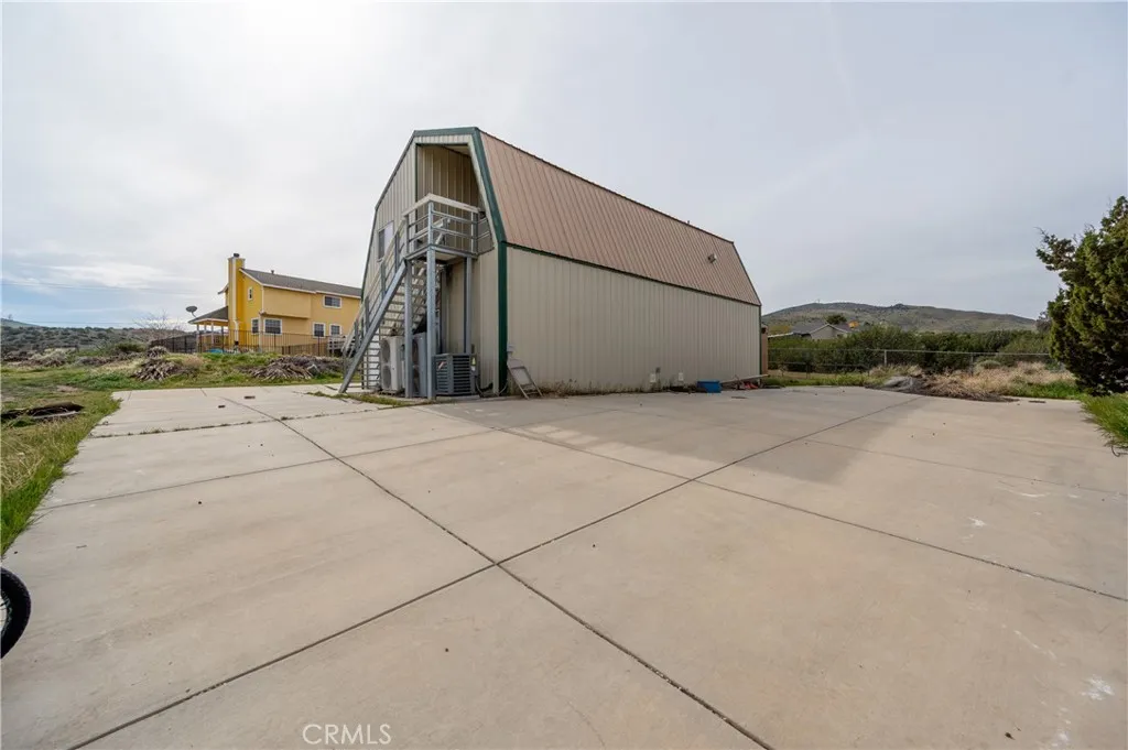 main property photo 43