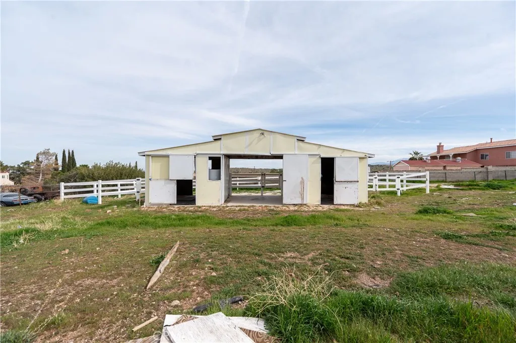 main property photo 51
