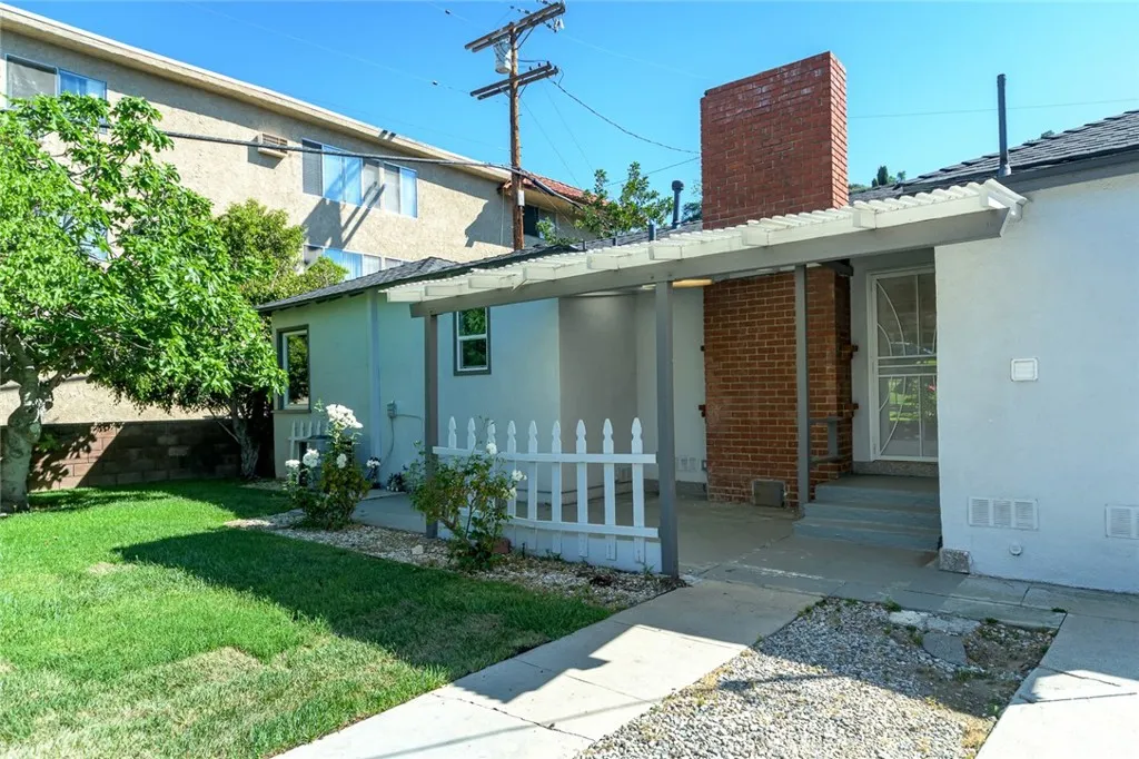 main property photo 41