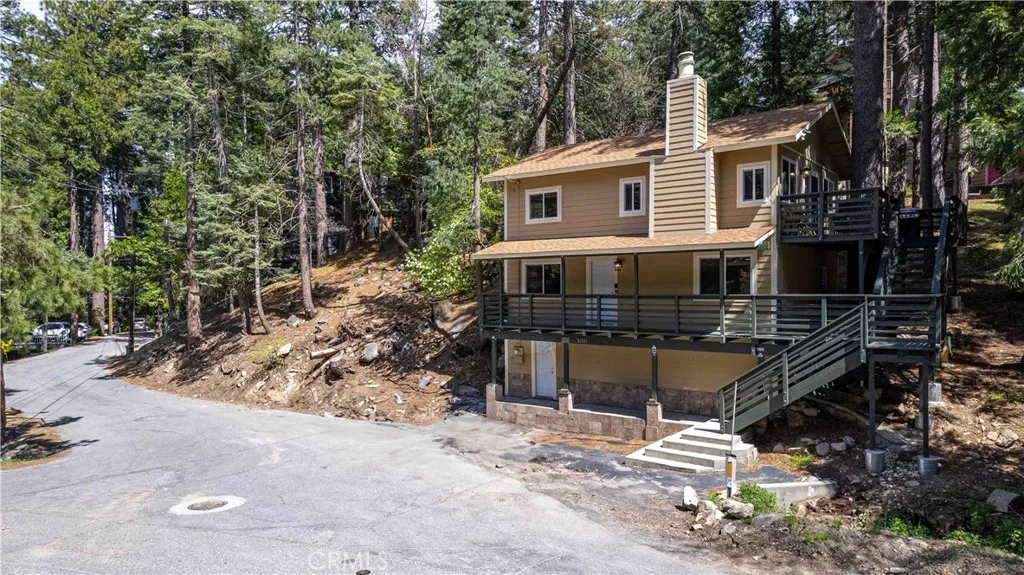 main property photo 24