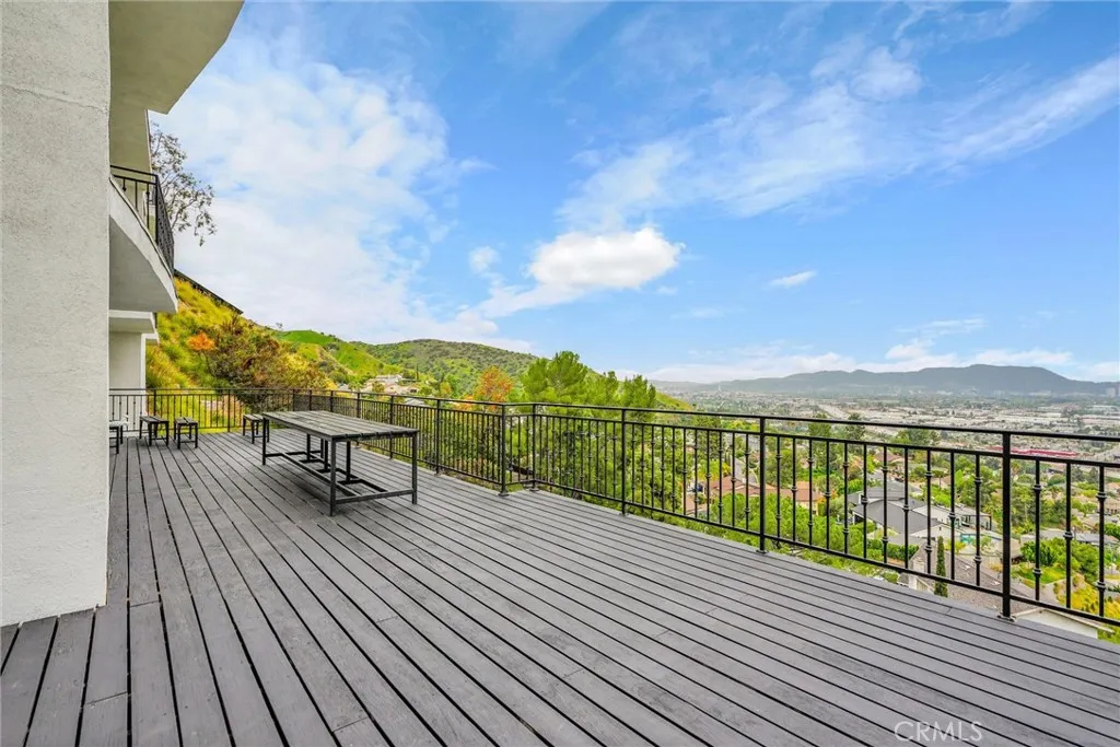 main property photo 70