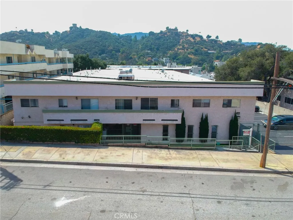 main property photo 14