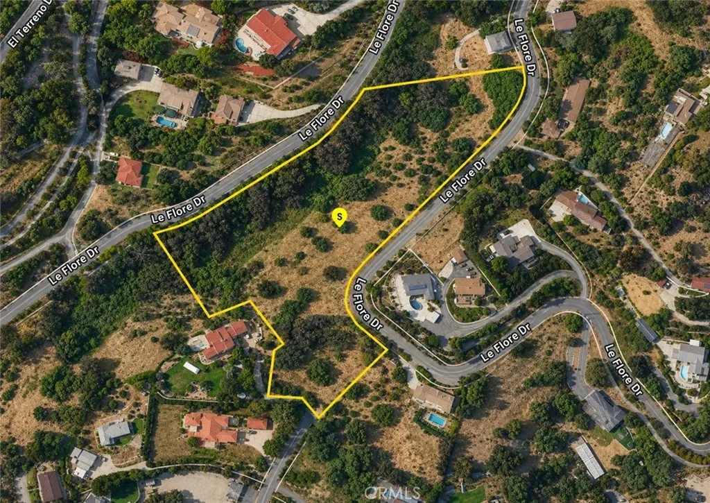main property photo 9