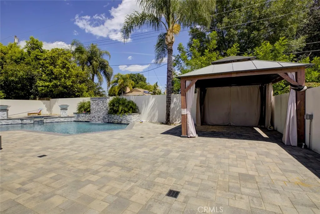main property photo 67