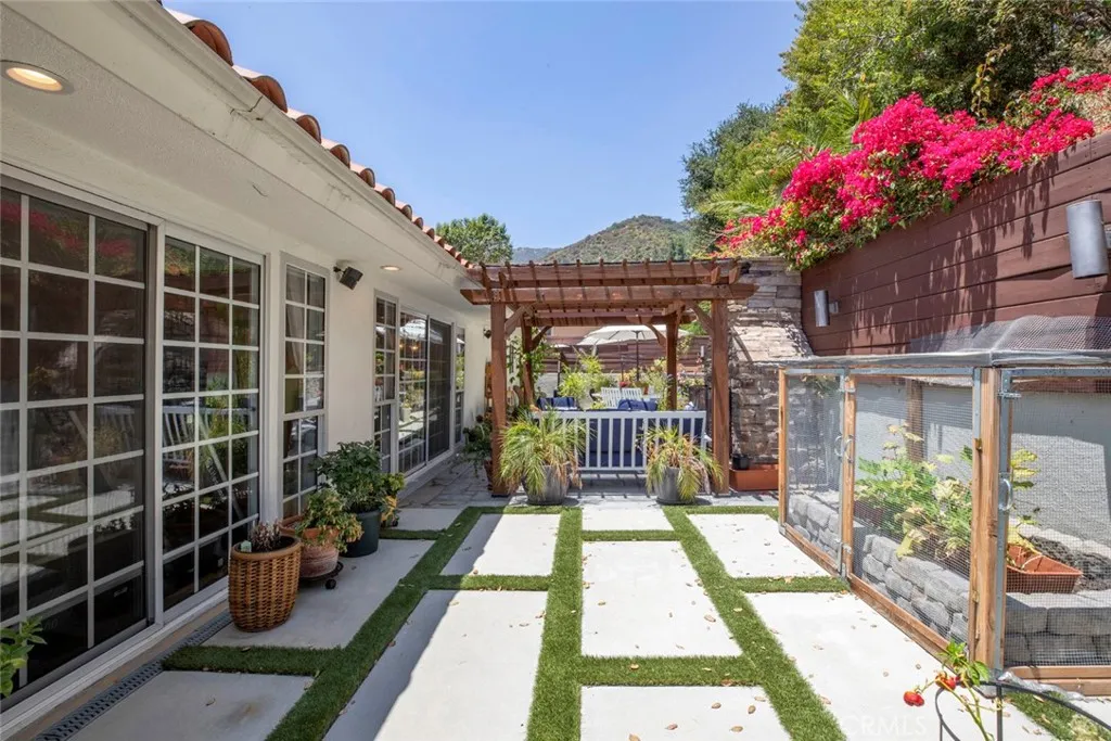 main property photo 60