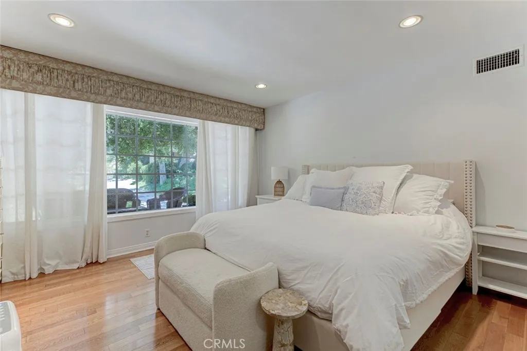 main property photo 67