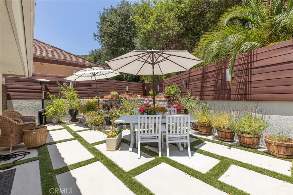main property photo 74