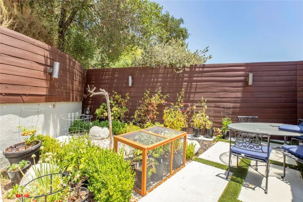 main property photo 80
