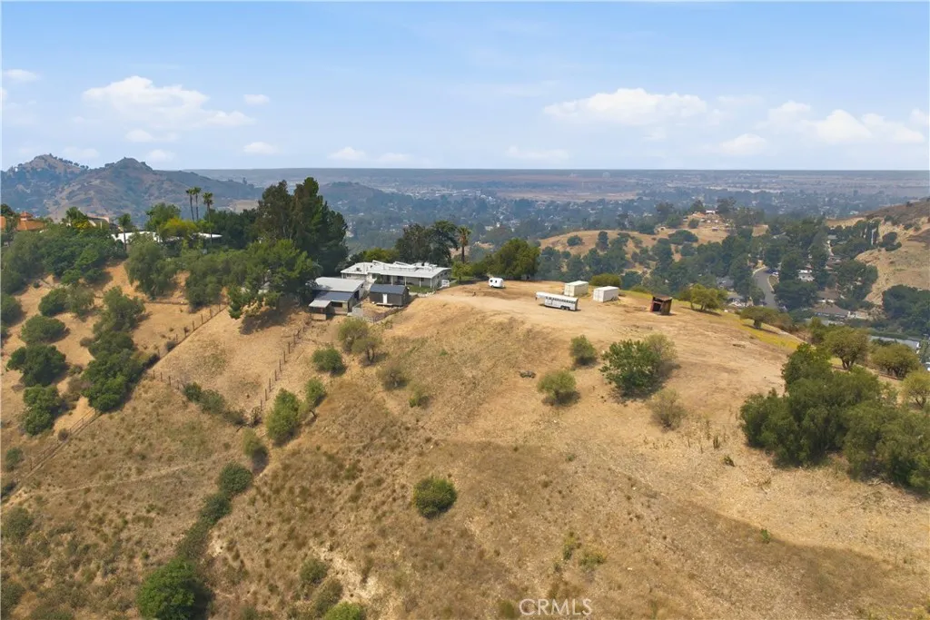 main property photo 54