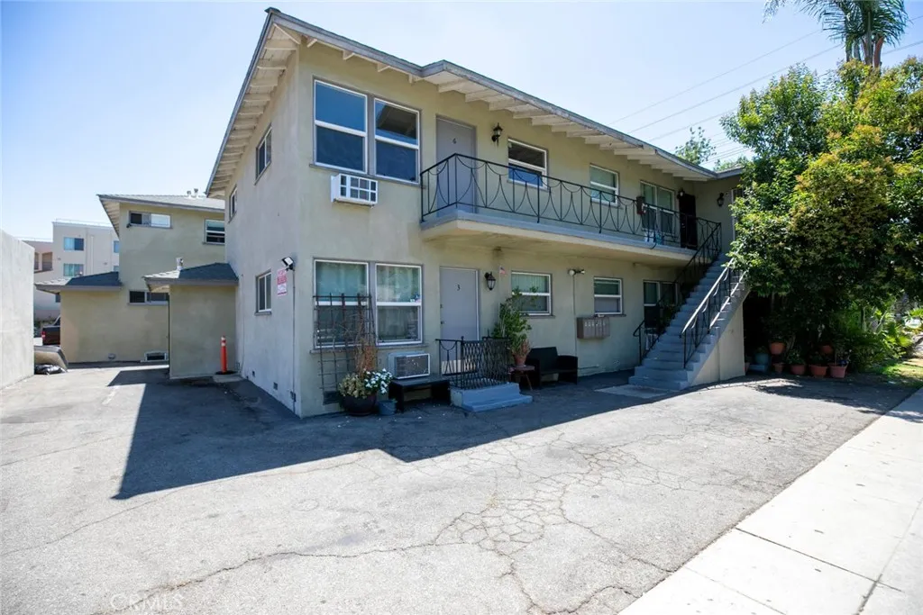 main property photo 21