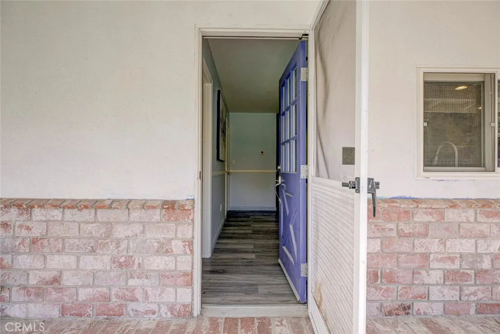 main property photo 23