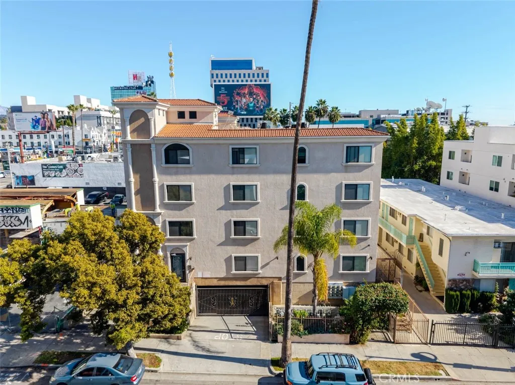 main property photo 17