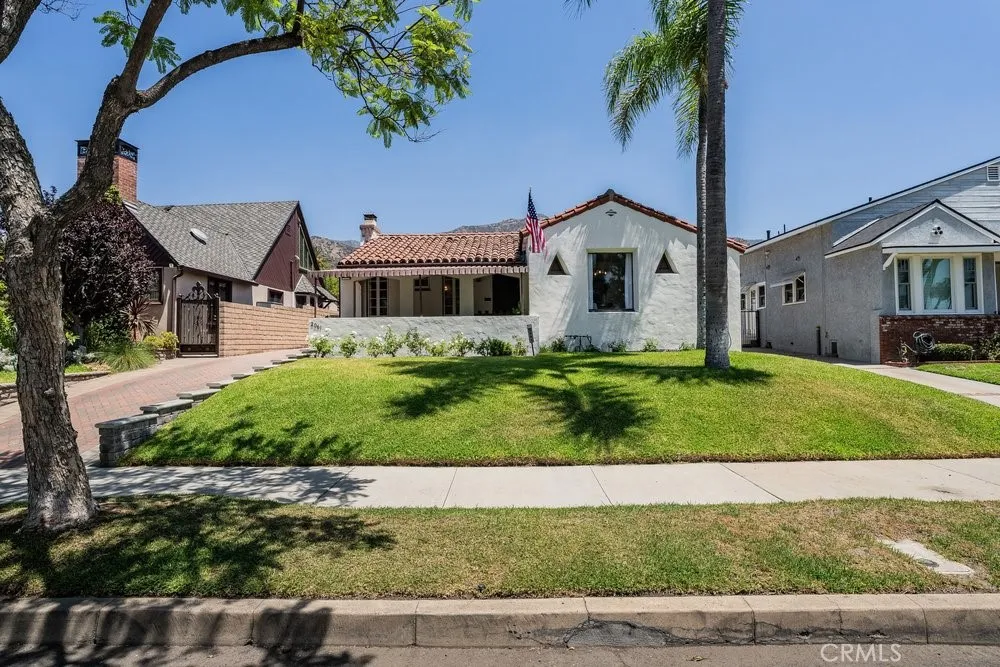 main property photo 4