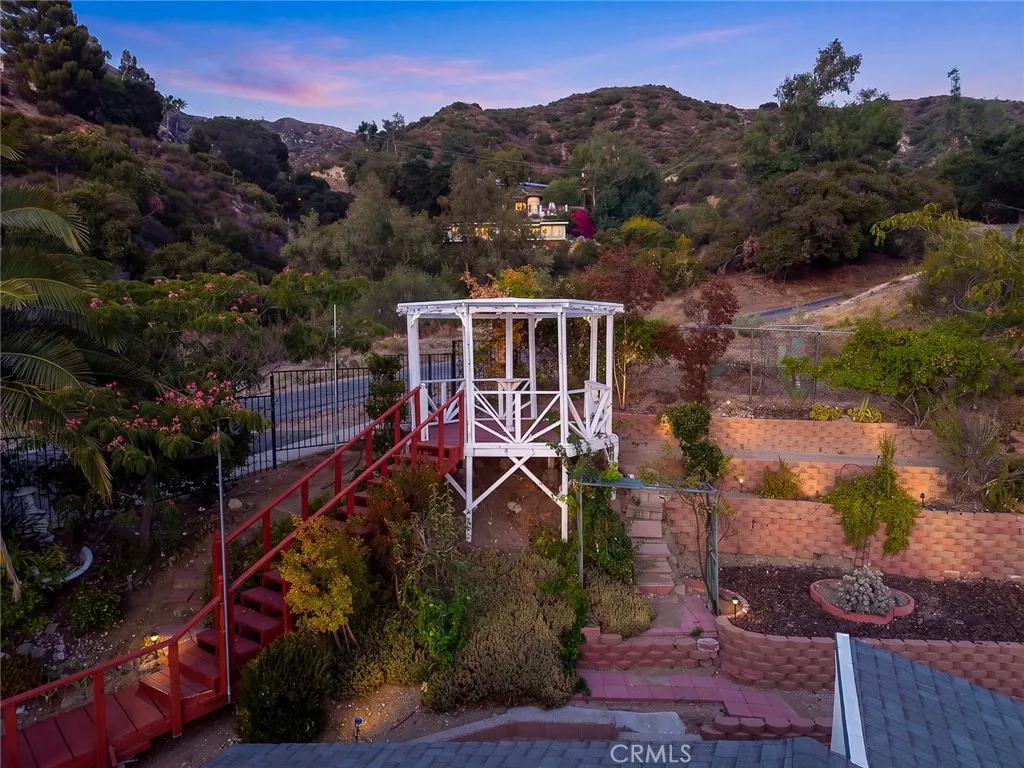 main property photo 67