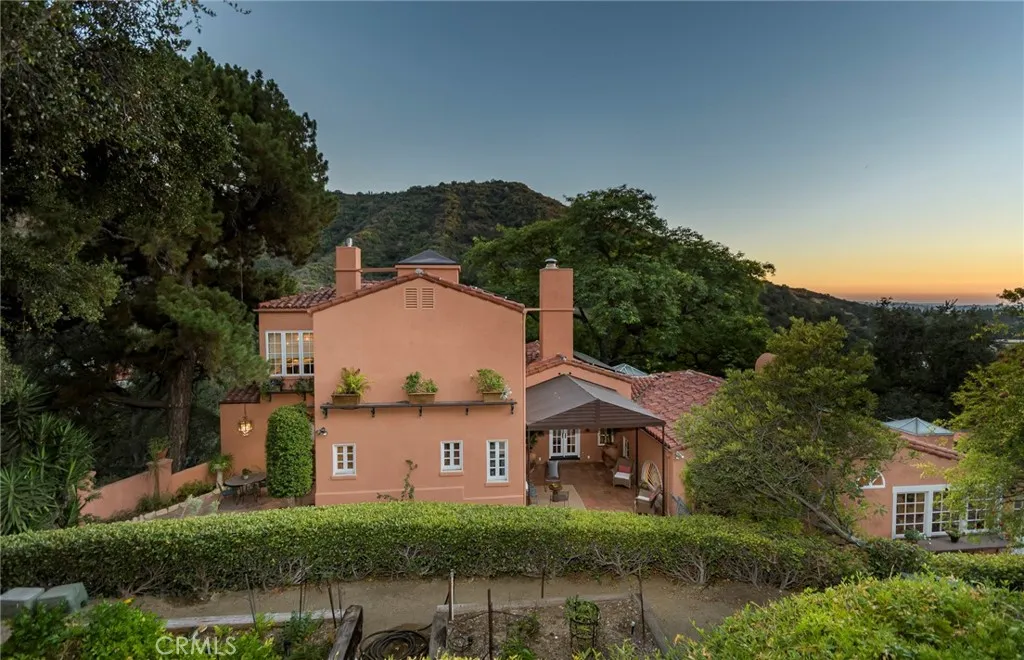 main property photo 50