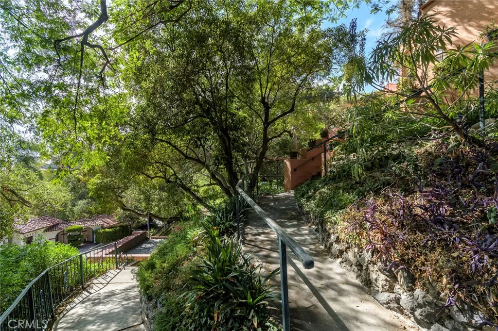 main property photo 66