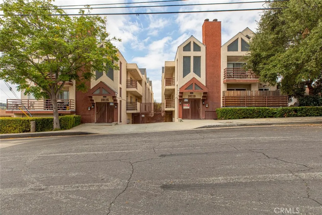 main property photo 0