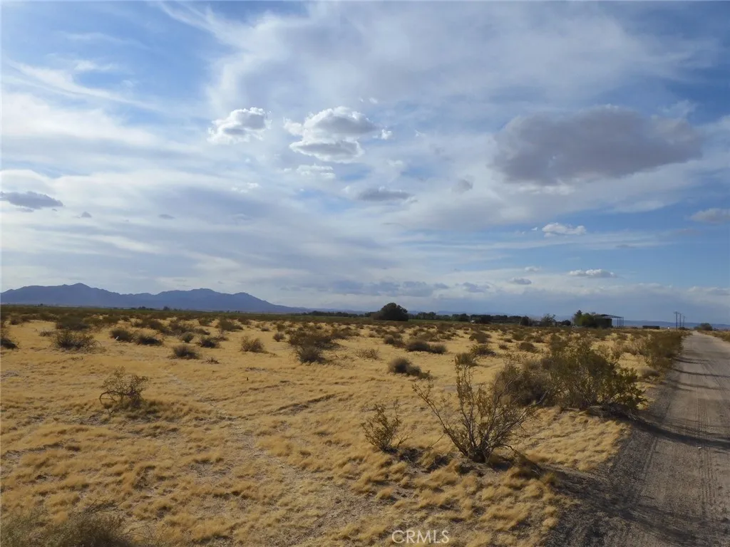 main property photo 4