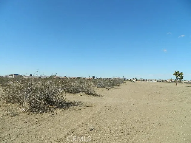 main property photo 17
