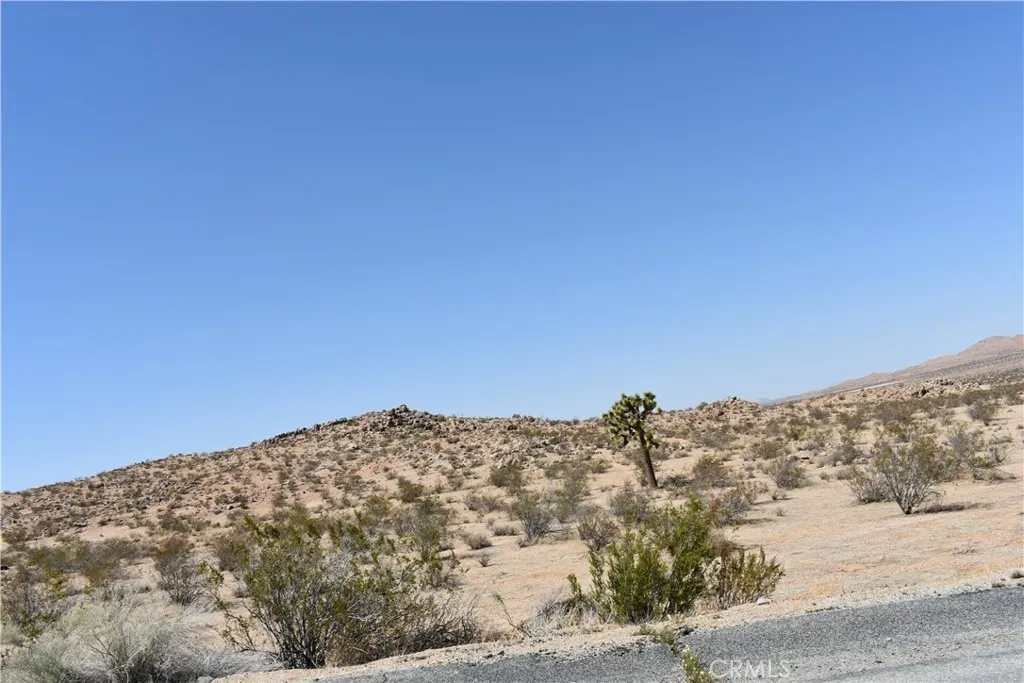 main property photo 6