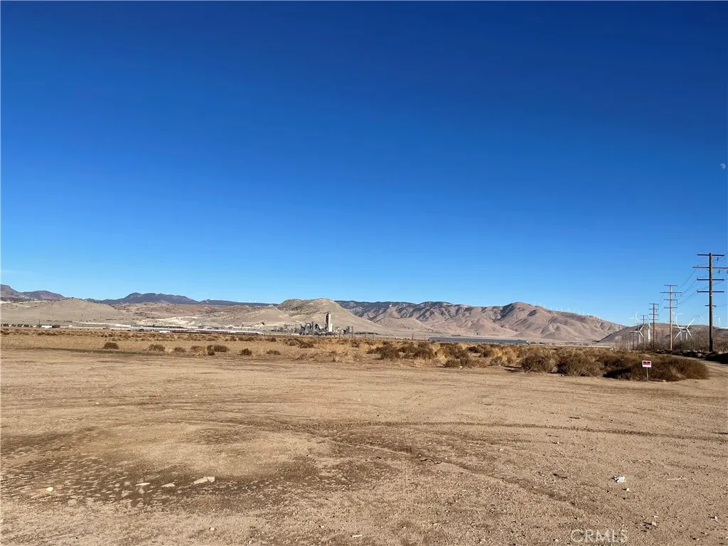 main property photo 16